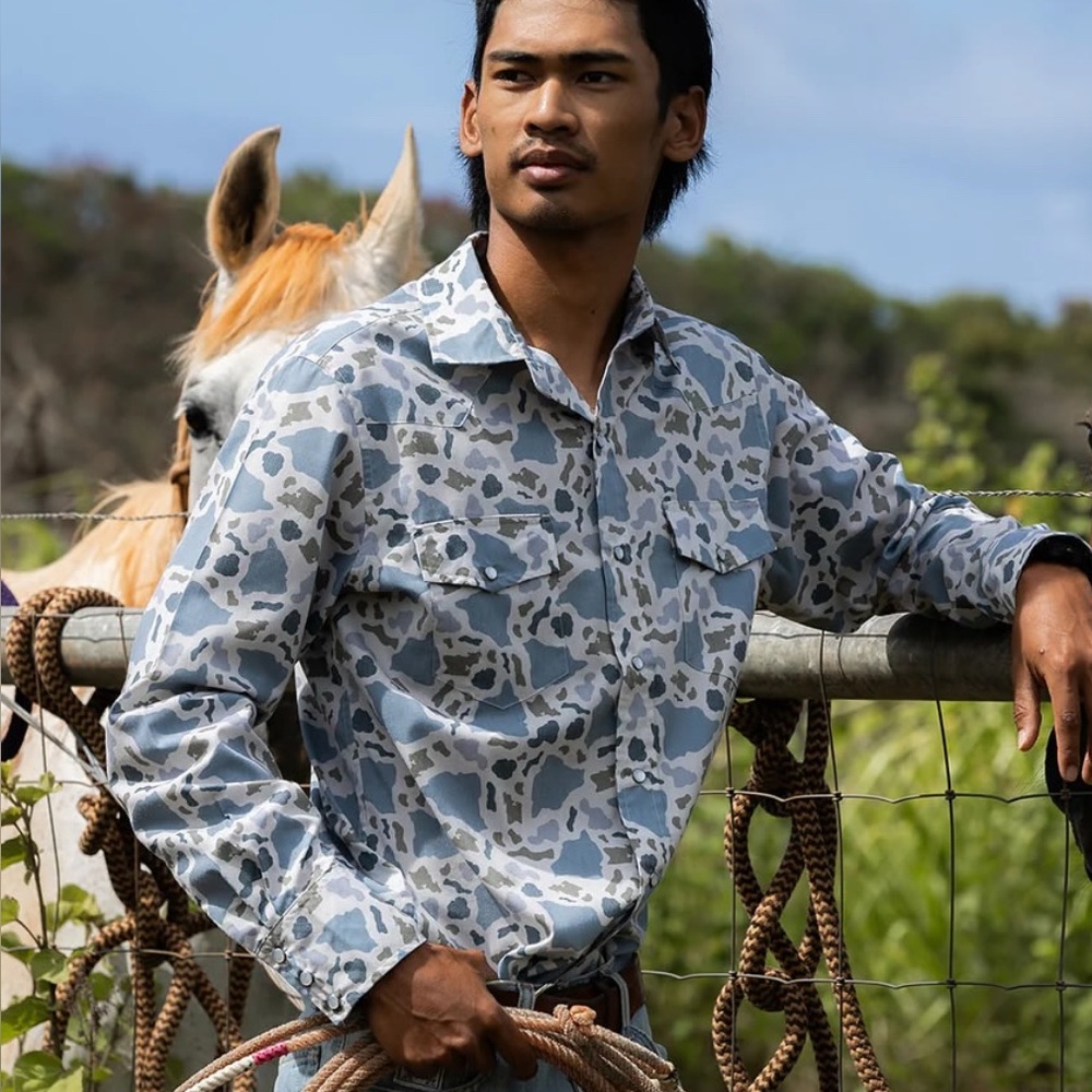 Western Aloha Camo Men's Blue Camouflage XXL Shirt NWT